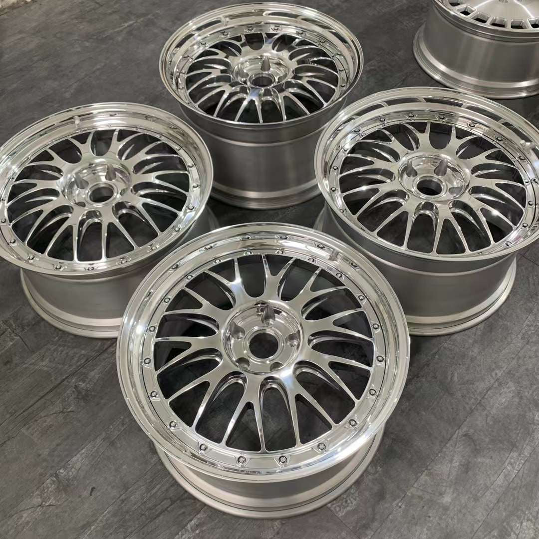 RINES FORJADOS DE 3 PIEZAS PARA FERRARI 365