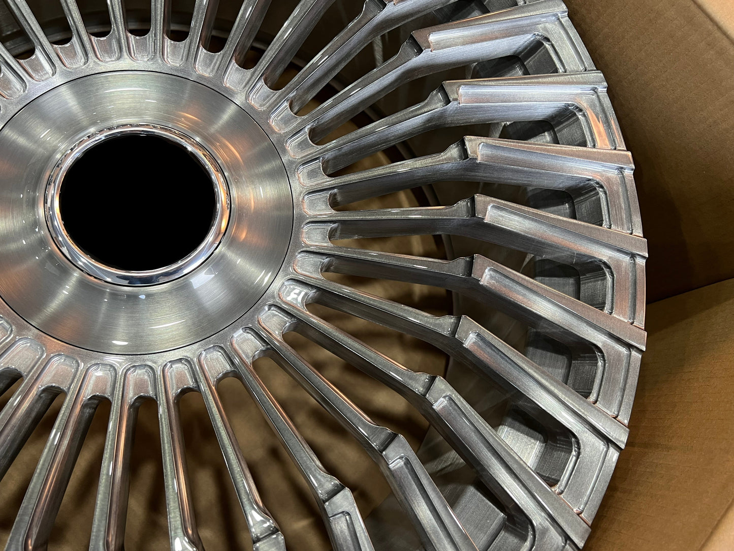 VOOSEN UV 5 New Design for Rolls Royce Cullinan