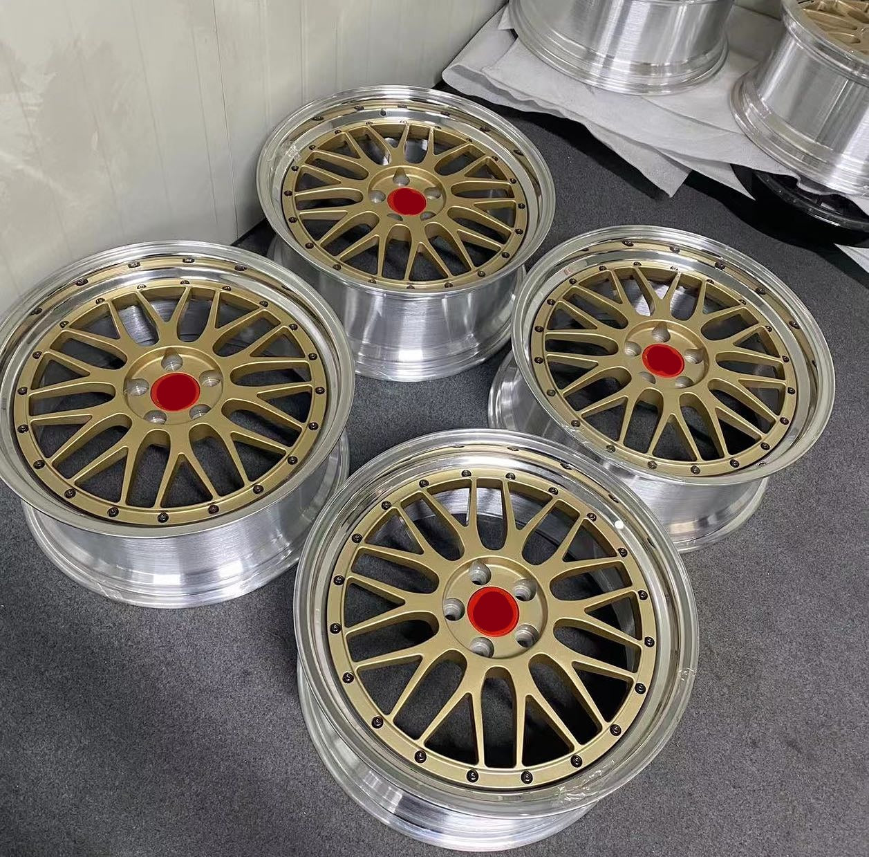 RINES FORJADOS DE 3 PIEZAS PARA BMW E46 Serie 3 1