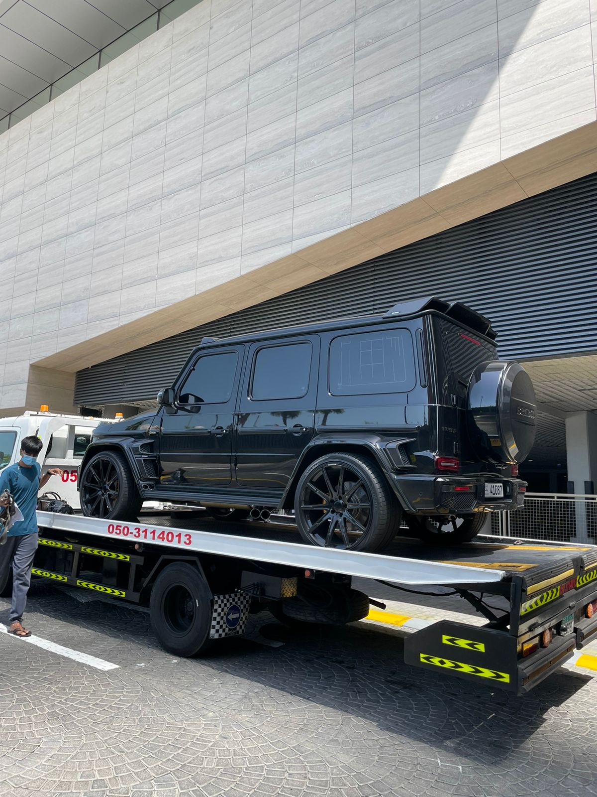 BRABUS MONOBLOCK Z We produced premium quality forged wheels rims for MERCEDES BENZ G CLASS G63 G500 W463A W464 Our wheels sizes: 24 x 10 ET 0 Finishing: Black Diamond Forged wheels can be produced in any wheel specs by your inquiries and we can provide our specs