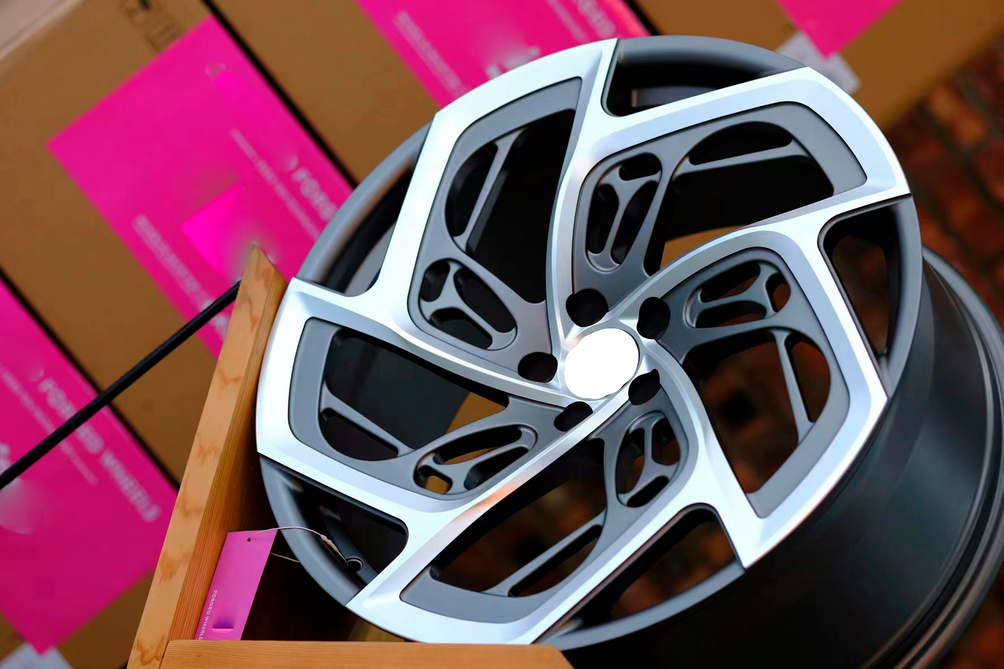 We manufacture premium quality forged wheels in any design, size, color, wheels fit Set of wheels (4 pcs) for any car : - Alfa Romeo - Aston Martin - Audi - BMW - Bentley - Bugatti - Cadillac - Chevrolet - Ferrari - Ford - GMC - Infiniti - Jaguar - Jeep - Lamborghini - Land Rover - Lexus - Lincoln - Maserati - Mercedes-Benz - Porsche - Rolls-Royce - Tesla Finish: brushed, polished, chrome, two colors, matte, satin, gloss