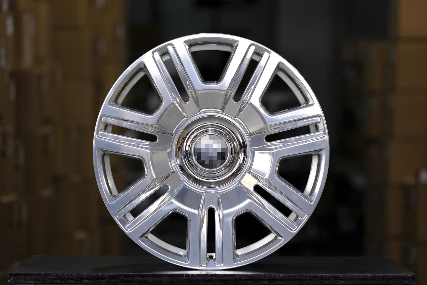 We manufacture premium quality forged wheels rims for Rolls Royce Cullinan in any design, size, color. Wheels size: Front 22 x 8,5 ET 35 Rear 22 x 9,5 ET 35 PCD: 5 x 112 CB: 66,6 Forged wheels can be produced in any wheel specs by your inquiries and we can provide our specs
