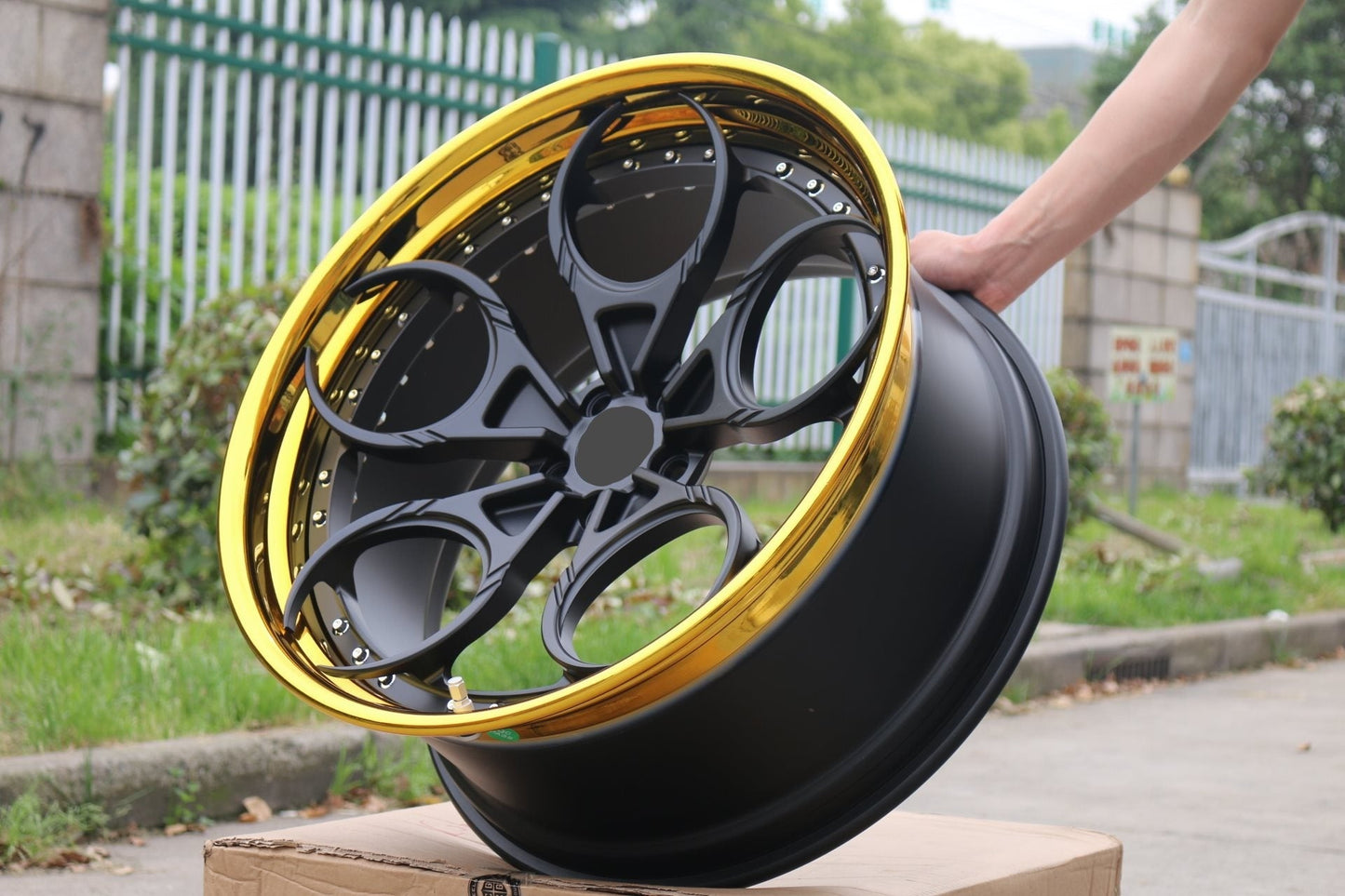 RINES FORJADOS AFTERMARKET DE 3 PIEZAS PARA LAMBORGHINI HURACAN
