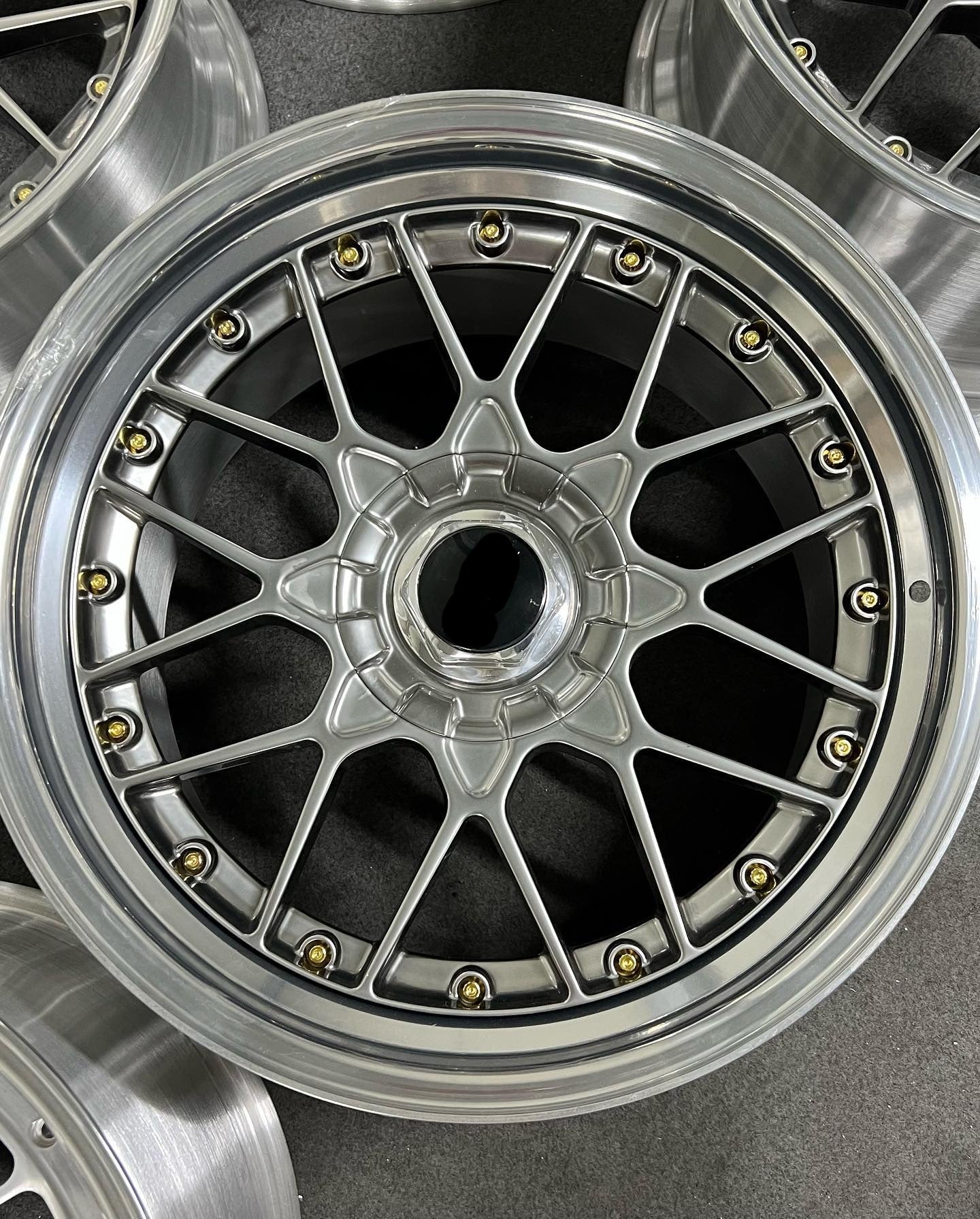 RINES FORJADOS DE 3 PIEZAS PARA AUDI A6 C8