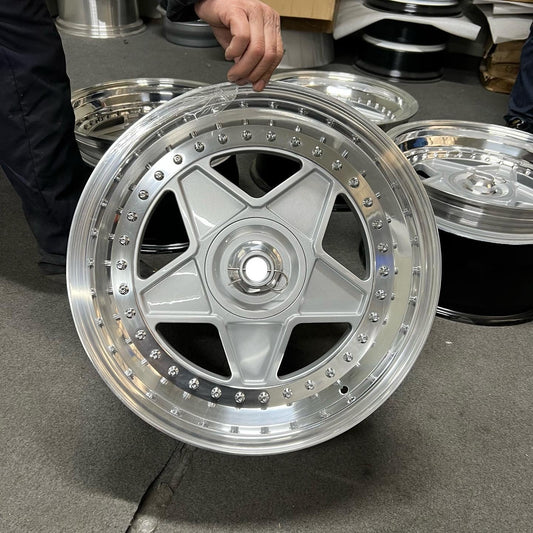 RINES FORJADOS CLÁSICAS RETRO DE 3 PIEZAS PARA FERRARI 575M MARANELLO MODENA 360 F40