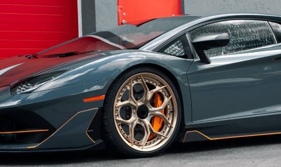 RINES FORJADOS AFTERMARKET DE 3 PIEZAS PARA LAMBORGHINI AVENTADOR SVJ