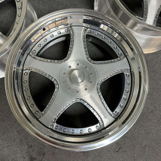 RINES FORJADOS DE 3 PIEZAS PARA BMW E31 SERIE 8