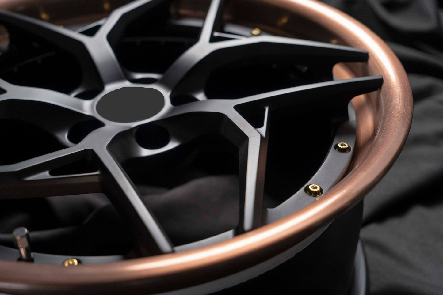 RINES FORJADOS AFTERMARKET DE 3 PIEZAS PARA BMW M5 F90